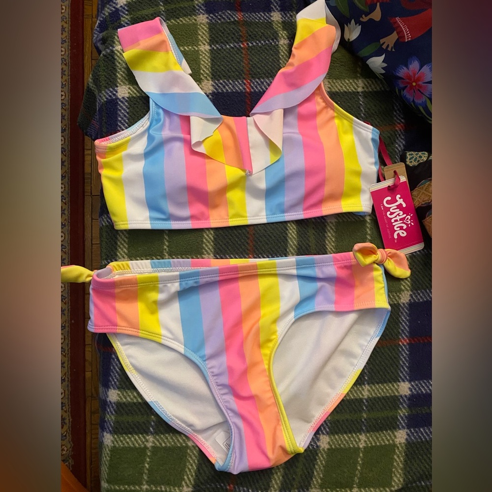 2 Piece Girls’ Ruffle Bathing Suit